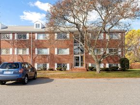 23 Fernview Ave 1, North Andover MA 01845