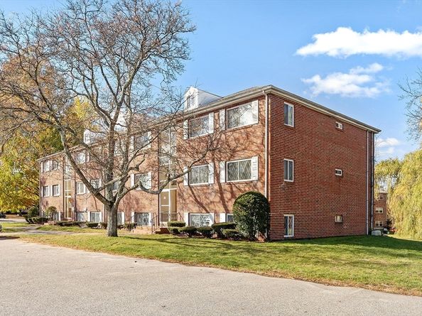 23 Fernview Ave 1, North Andover MA 01845