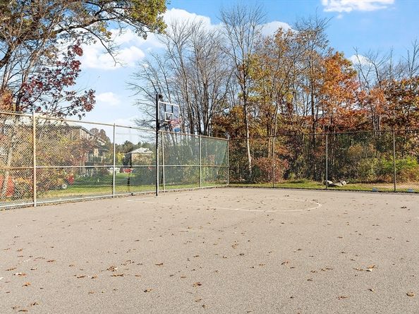 23 Fernview Ave 1, North Andover MA 01845