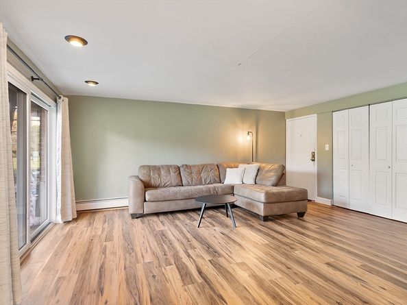 23 Fernview Ave 1, North Andover MA 01845