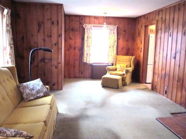 135 Temple Street, Gardner MA 01440