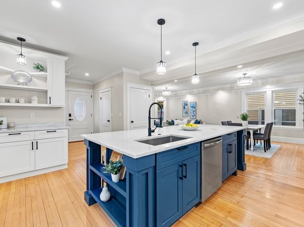 15 Phelps Street 1, Salem MA 01970