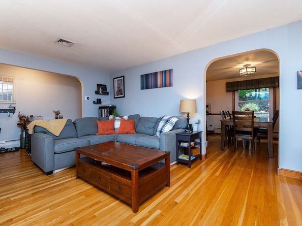 36 Lincoln Terrace, Waltham MA 02451