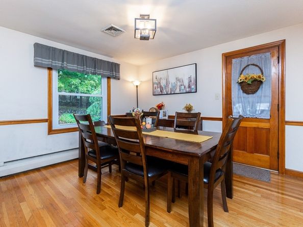 36 Lincoln Terrace, Waltham MA 02451