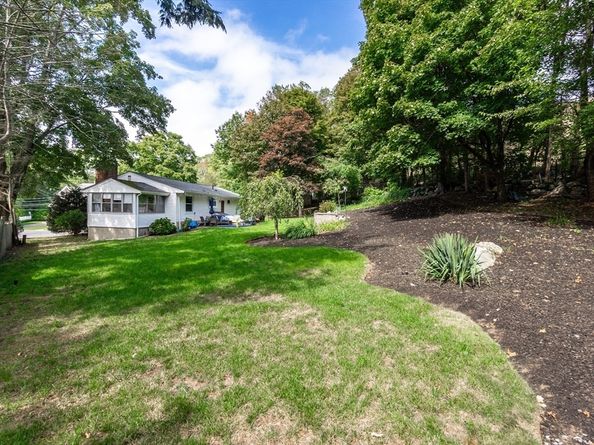 36 Lincoln Terrace, Waltham MA 02451