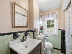 3 Bay Edge Dr, Worcester MA 01604