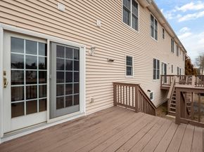 36 Knowlton Circle 36, Upton MA 01568