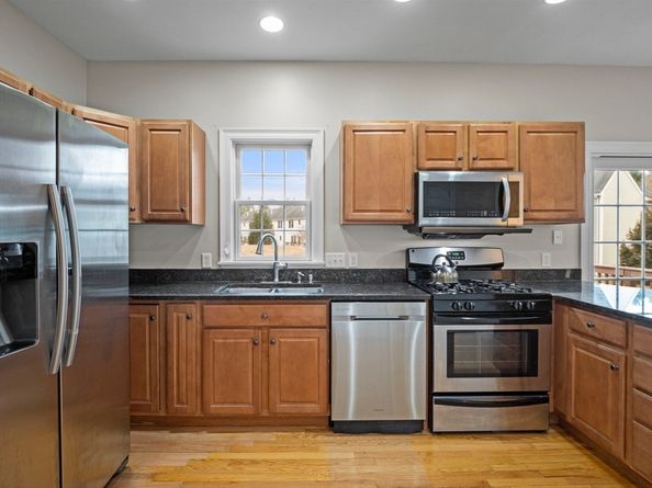 36 Knowlton Circle 36, Upton MA 01568
