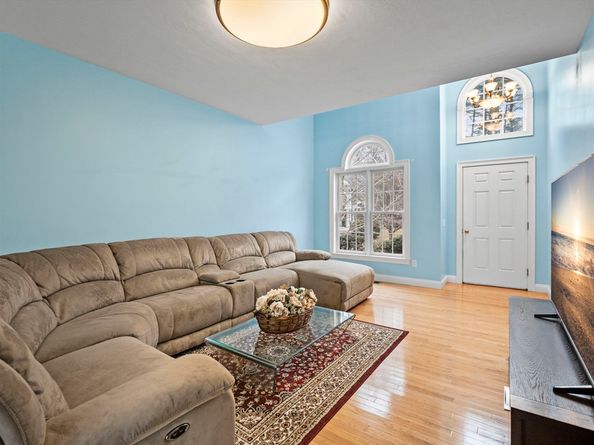 36 Knowlton Circle 36, Upton MA 01568
