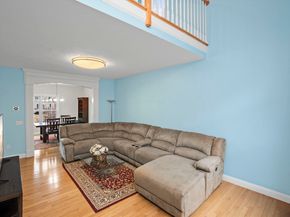 36 Knowlton Circle 36, Upton MA 01568