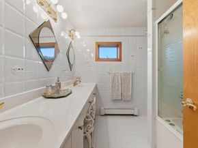 98 Lilah Ln, Reading MA 01867