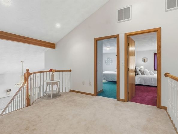 98 Lilah Ln, Reading MA 01867