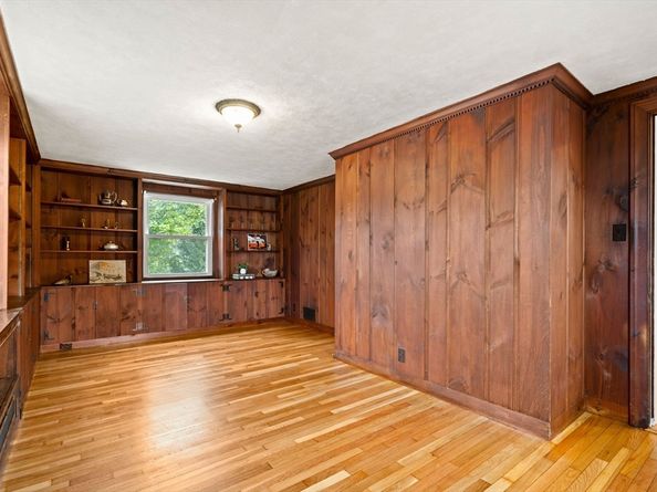 390 Central Ave, Milton MA 02186