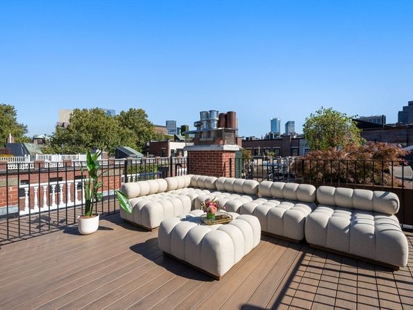 19 Charles River Square, Boston MA 02114