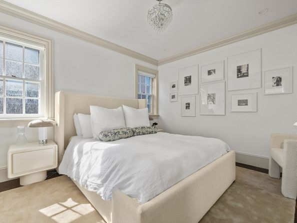19 Charles River Square, Boston MA 02114