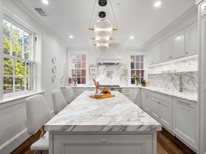 19 Charles River Square, Boston MA 02114