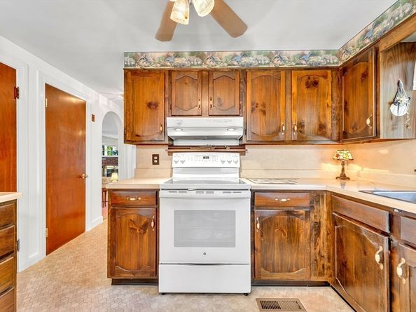375 Marrett Rd, Lexington MA 02421