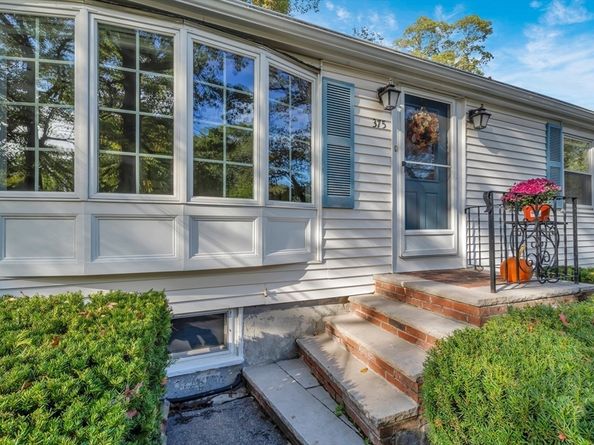375 Marrett Rd, Lexington MA 02421