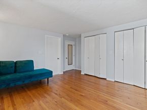 45 W Emerson 4, Melrose MA 02176