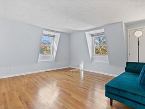 45 W Emerson 4, Melrose MA 02176