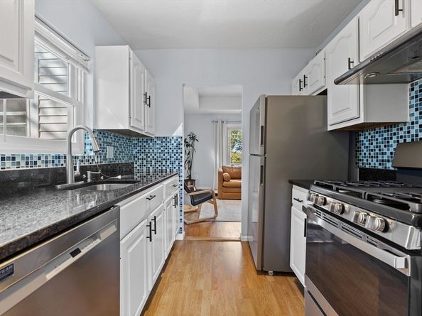 45 W Emerson 4, Melrose MA 02176