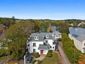 45 W Emerson 4, Melrose MA 02176