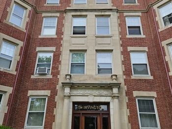 135 Pleasant St