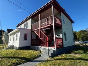 105 North Street, Southbridge MA 01550