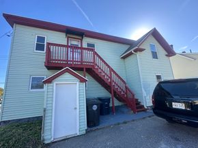 105 North Street, Southbridge MA 01550