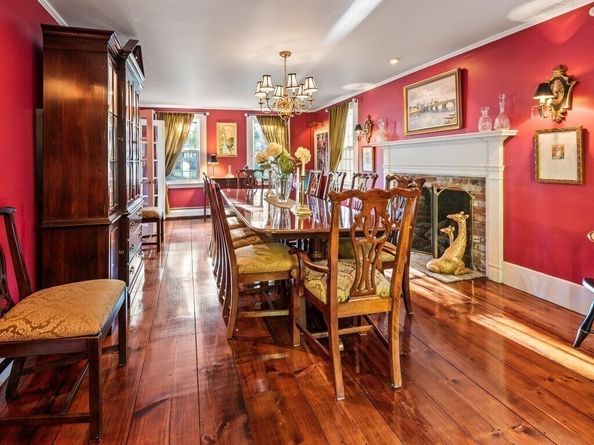 26 Townsend Dr, West Boylston MA 01583