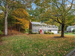 26 Townsend Dr, West Boylston MA 01583