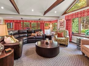 26 Townsend Dr, West Boylston MA 01583