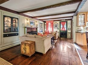 26 Townsend Dr, West Boylston MA 01583