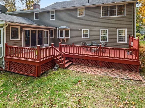26 Townsend Dr, West Boylston MA 01583