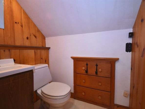 58 Main Ave, Wareham MA 02558