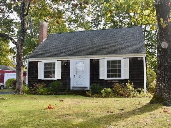 58 Main Ave, Wareham MA 02558