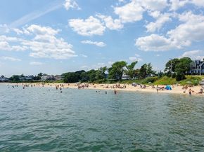 58 Main Ave, Wareham MA 02558