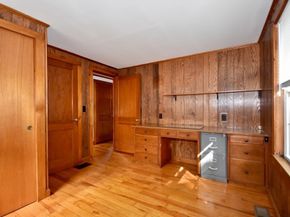 58 Main Ave, Wareham MA 02558