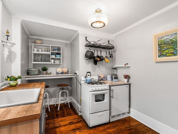 45 Washington Street 3, Marblehead MA 01945