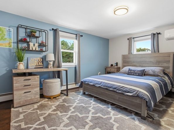 176 Marlborough Rd, Salem MA 01970