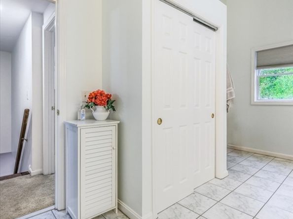 62 Edgemere Blvd, Shrewsbury MA 01545