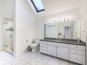 62 Edgemere Blvd, Shrewsbury MA 01545