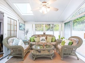 62 Edgemere Blvd, Shrewsbury MA 01545