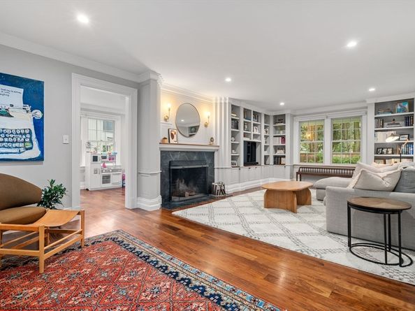 39 Valentine Park, Newton MA 02465