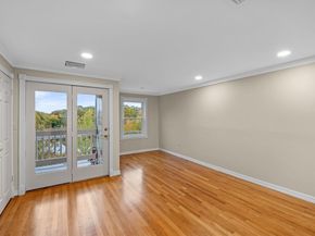 212 Humphrey Street 205, Marblehead MA 01945