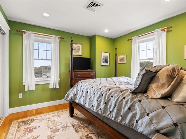 33 Oceanside Dr., Scituate MA 02066