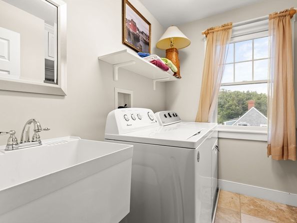 33 Oceanside Dr., Scituate MA 02066