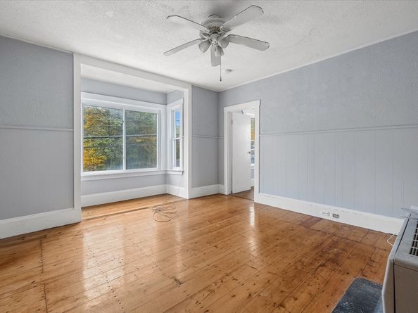 147 Westminster St, Fitchburg MA 01420