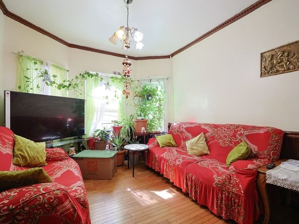 70 Chester Avenue, Chelsea MA 02150