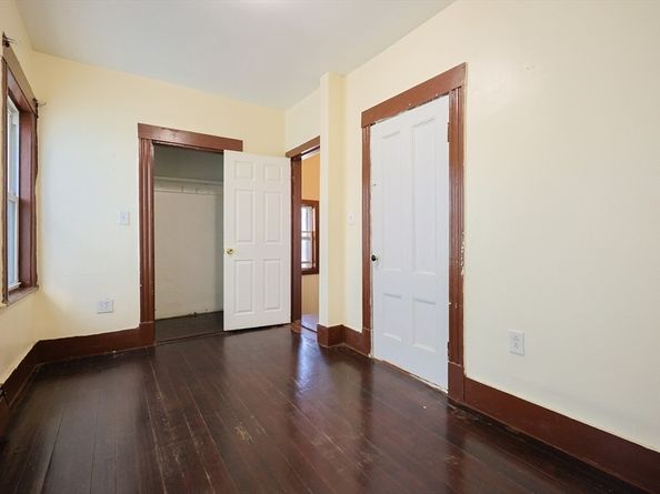 70 Chester Avenue, Chelsea MA 02150